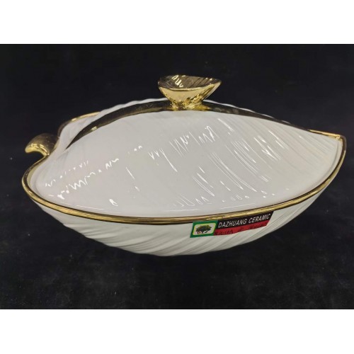 Soupière en céramique design motif  bordure dorée 2