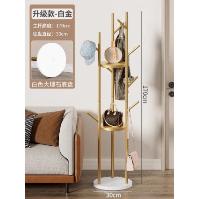 Porte-manteau sur pied doré avec étagères et crochets – Stable et élégant