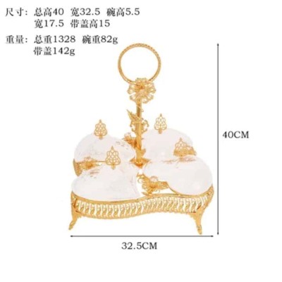 Plateau de service doré avec  3 compartiments  pour pâtisseries, fruits et friandises