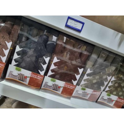 6 Sets de Table Rectangulaires en Vinyle Tissé – PVC Durable, Faciles à Nettoyer