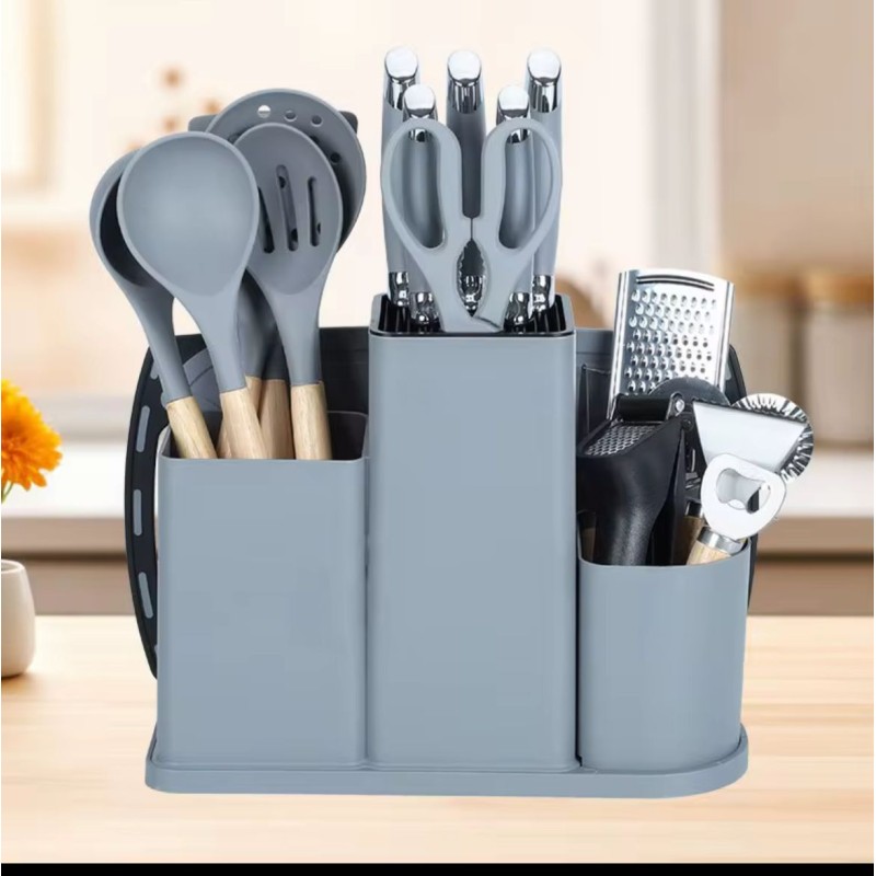 Set Complet 18 Pièces Ustensiles de Cuisine  – Couteaux, Outils, Planche et Support