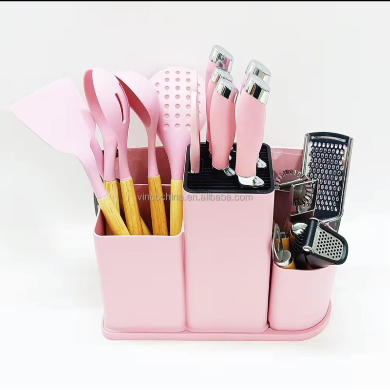 Set Complet 18 Pièces Ustensiles de Cuisine  – Couteaux, Outils, Planche et Support