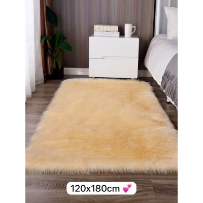 Tapis shaggy en fausse fourrure grise 120x180 cm
