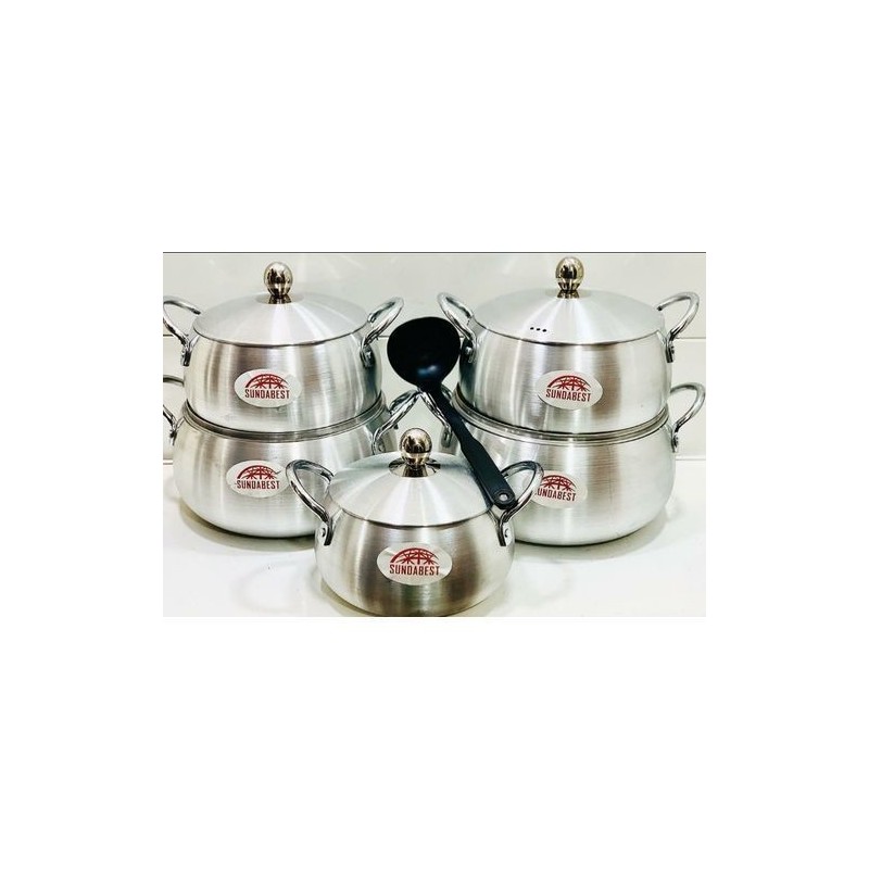 Ensemble De 5 Marmites en  Alu - Avec 1 Louche
